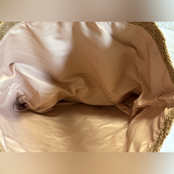 Dior Textured Tan Tote Bag - Picture 6 of 7